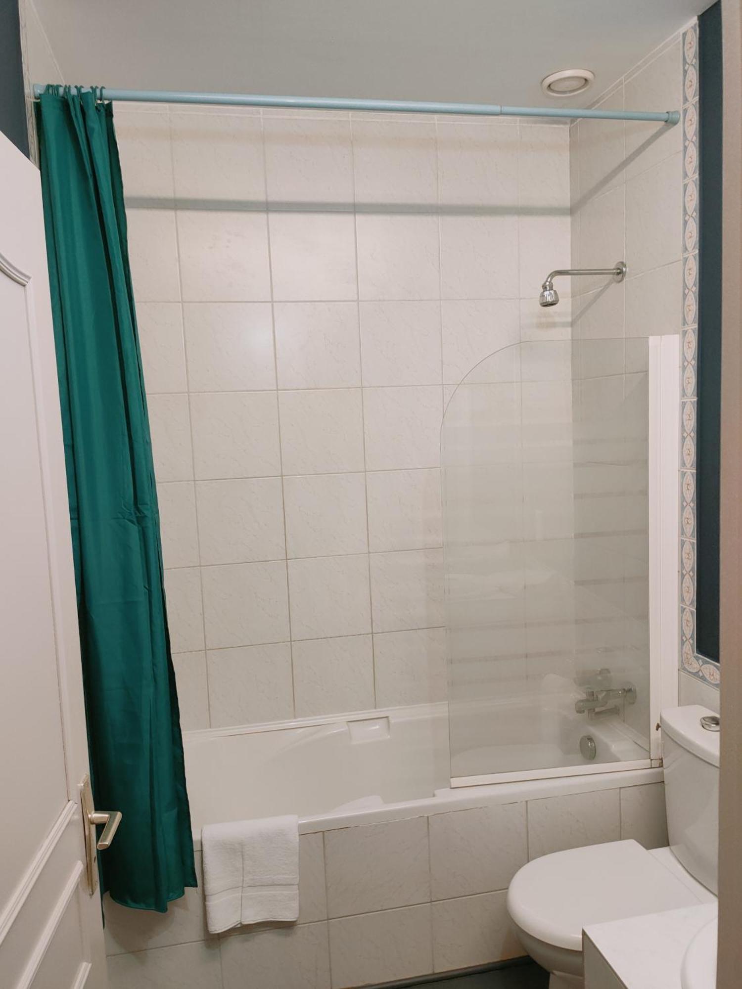 Le Royal Hotel Saint-Pol-sur-Ternoise Экстерьер фото