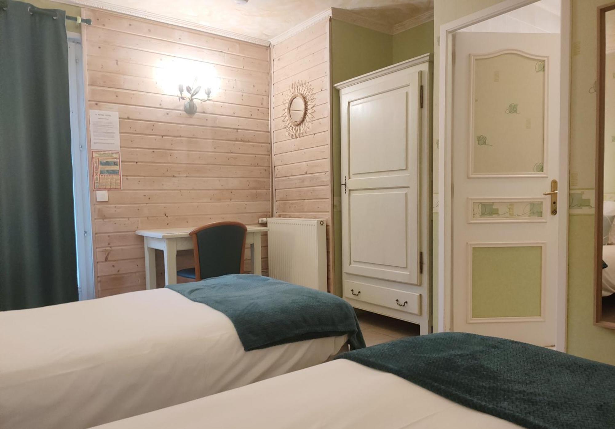 Le Royal Hotel Saint-Pol-sur-Ternoise Экстерьер фото